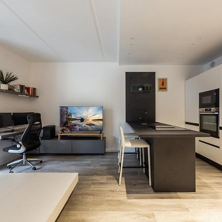Comfy Apt With Private Parking & Balcony 밀라노 외부 사진