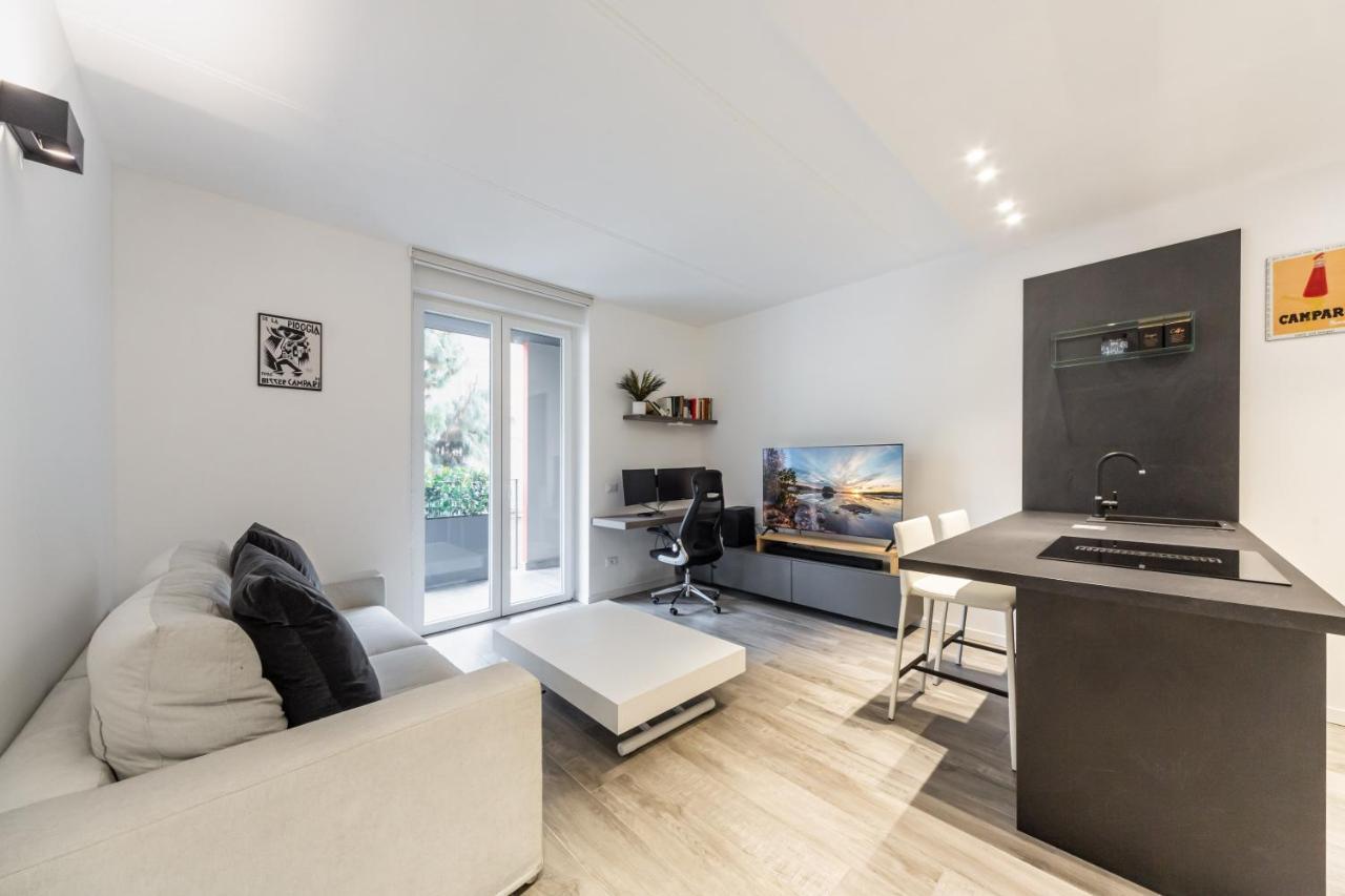 Comfy Apt With Private Parking & Balcony 밀라노 외부 사진